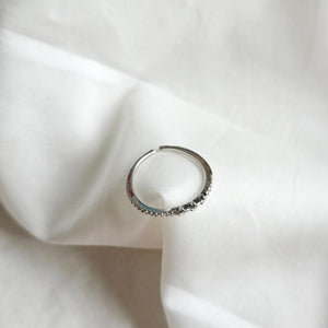 Tiny Stars Ring