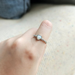 White Heart Ring