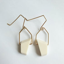 Load image into Gallery viewer, Darcy I