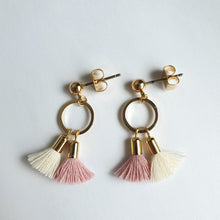 Load image into Gallery viewer, Iris