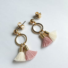 Load image into Gallery viewer, Iris