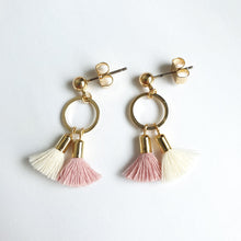 Load image into Gallery viewer, Iris