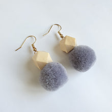 Load image into Gallery viewer, Petite Penguin