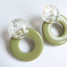 Load image into Gallery viewer, Shakira