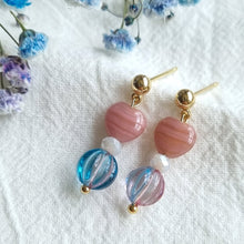 Load image into Gallery viewer, Aurora Hearts Ear Studs